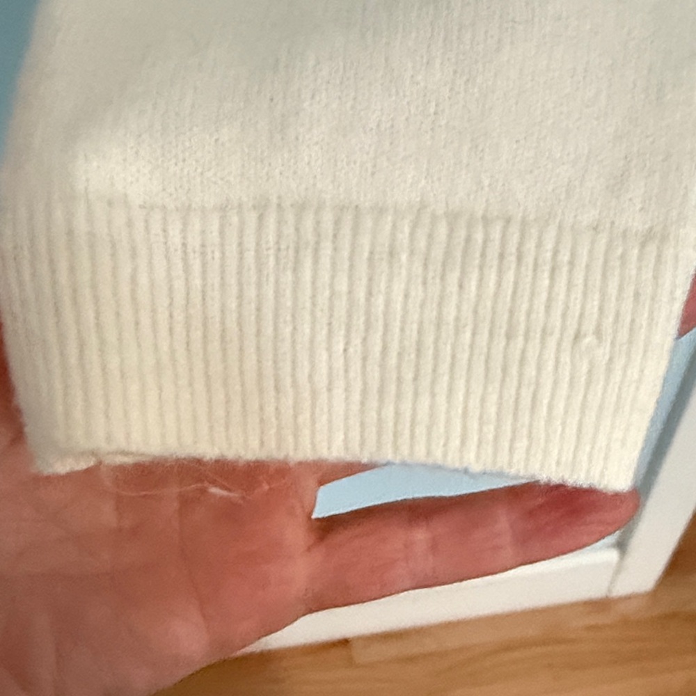 GAP CashSodt Cream Cardigan Sweater - Picture 6 of 11